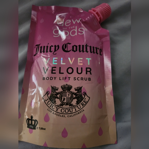 Juicy Couture® Velvet Velour Body Scrub by Dew of the Gods & Juicy Couture - Picture 3 of 5